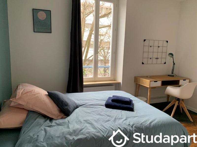 Chambre - 15 m² - 1 pièce