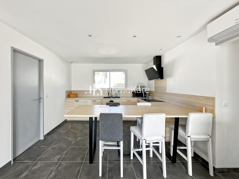 Maison - 90 m² - 4 pièces