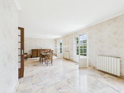 Maison - 118 m² - 6 pièces