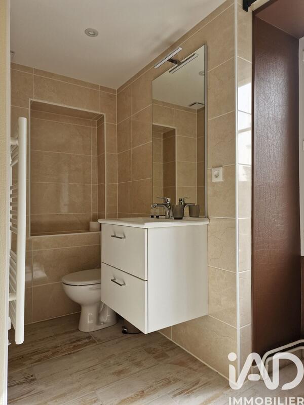 Maison - 298 m² - 11 pièces