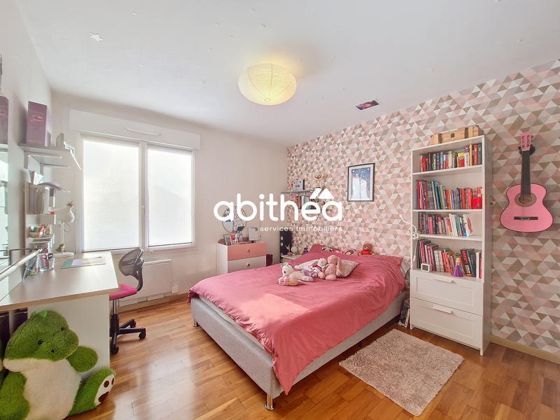 Maison - 98 m² - 4 pièces