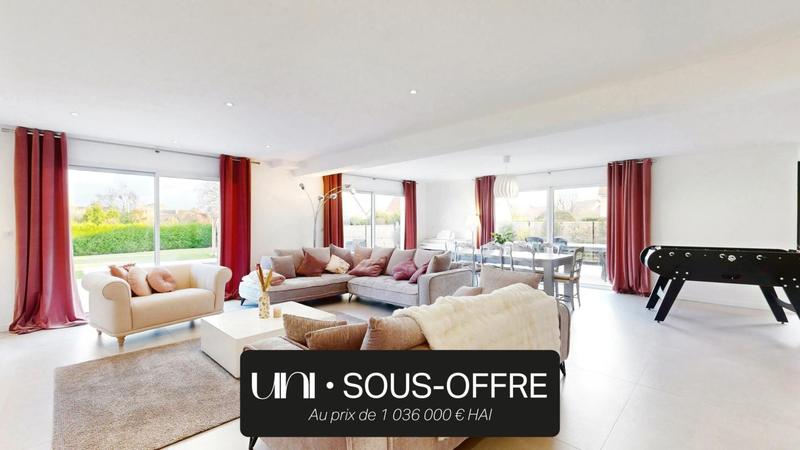 Maison - 325 m² - 7 pièces