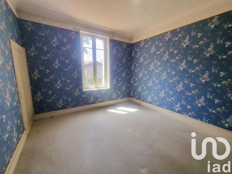 Maison - 331 m² - 9 pièces