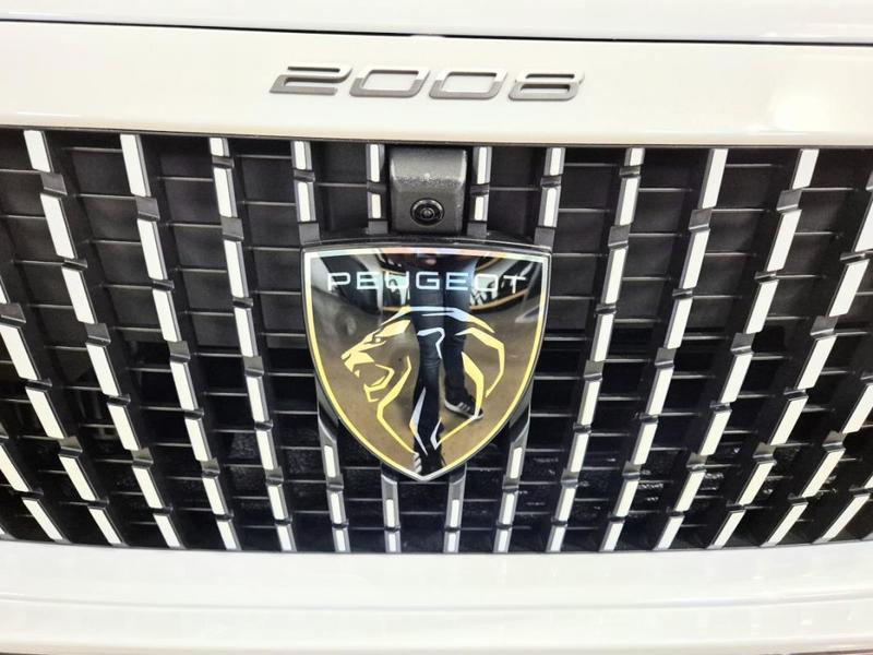 Peugeot 2008 II Hybrid 145 e-Dcs6 Allure