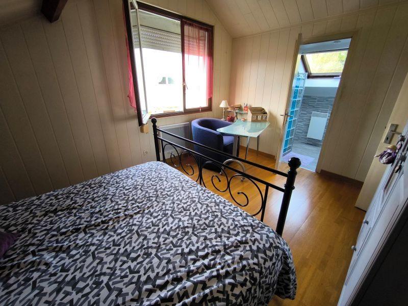 Maison - 176 m² - 8 pièces