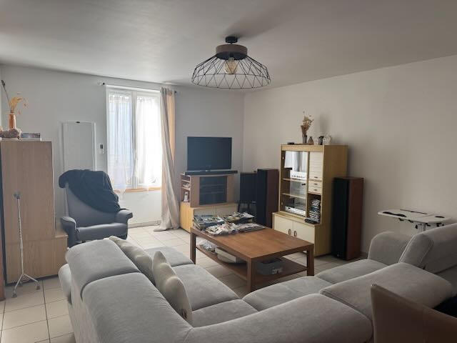 Maison - 94 m² - 4 pièces