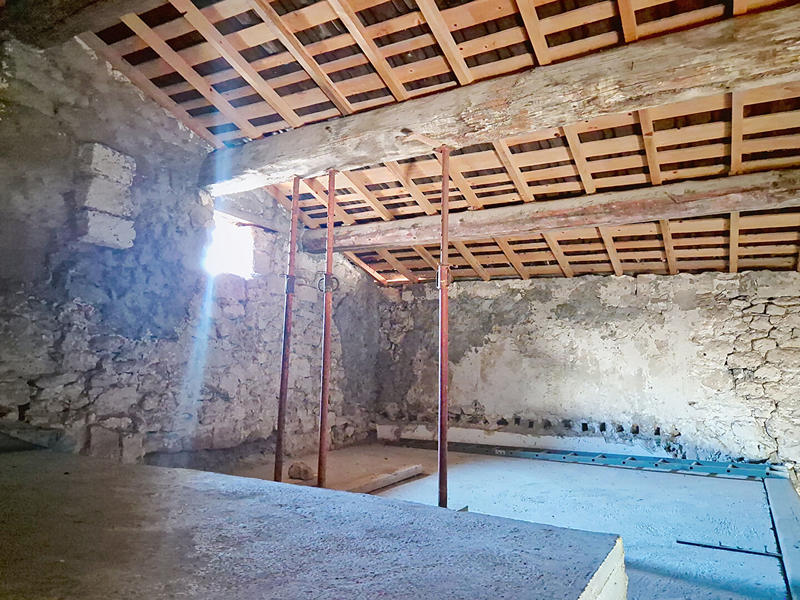 Maison - 233 m² - 6 pièces