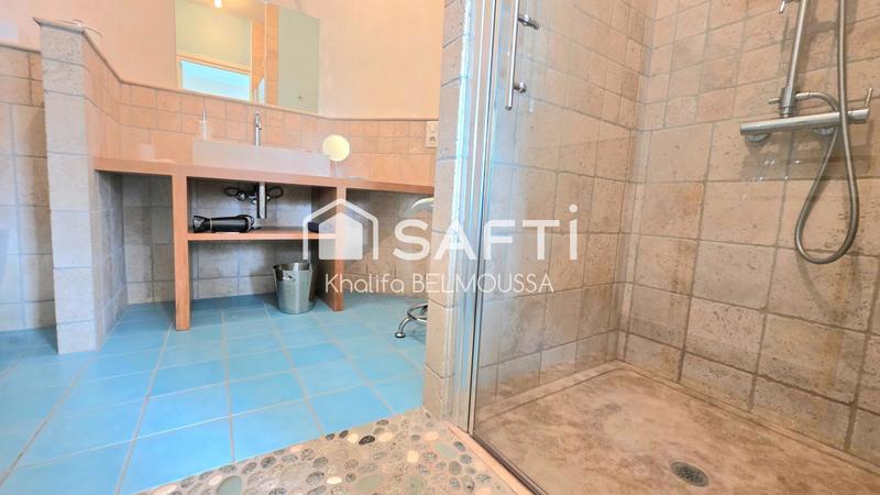 Château - 675 m² - 18 pièces