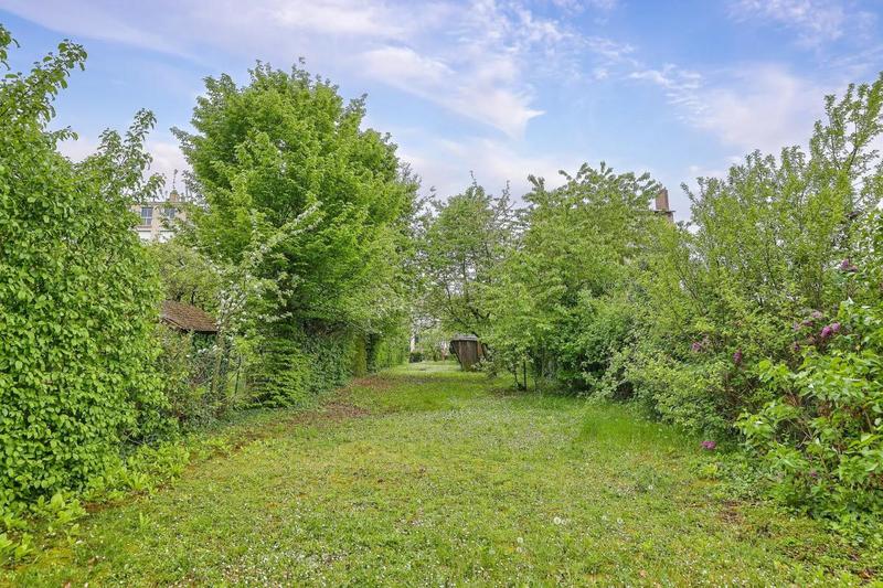 Maison - 200 m² - 7 pièces