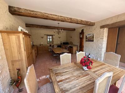 Maison de campagne - 374 m²