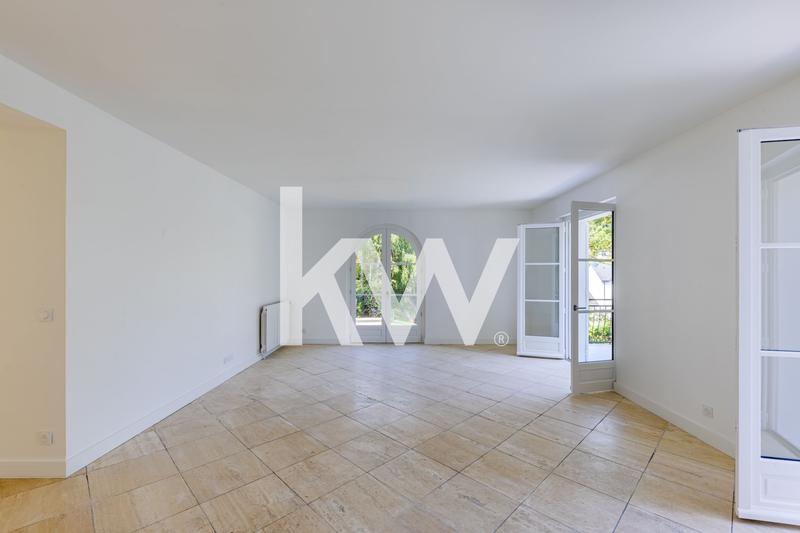 Maison - 130 m² - 6 pièces