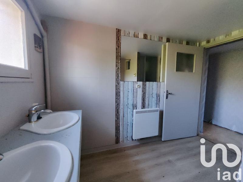 Maison - 177 m² - 9 pièces