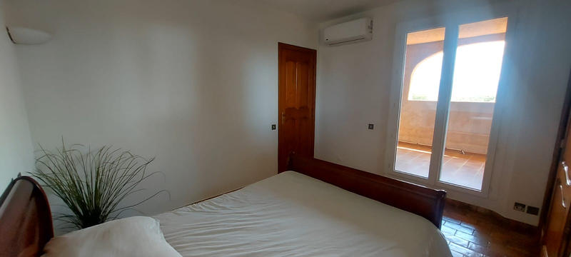 Villa - 159 m² - 6 pièces