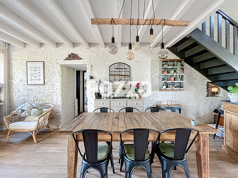 Maison - 156 m² - 7 pièces