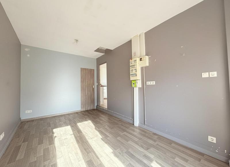 Maison - 99 m² - 5 pièces