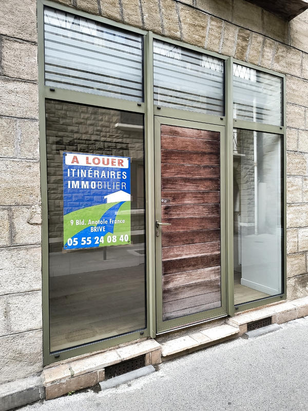 Local commercial - 45 m² - 2 pièces