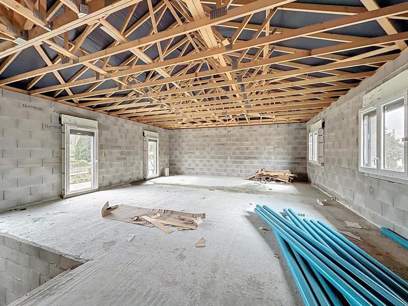 Maison - 170 m² - 5 pièces