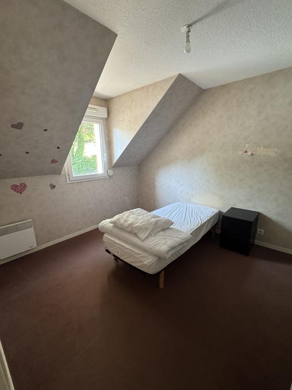 Maison traditionnelle - 83 m² - 5 pièces