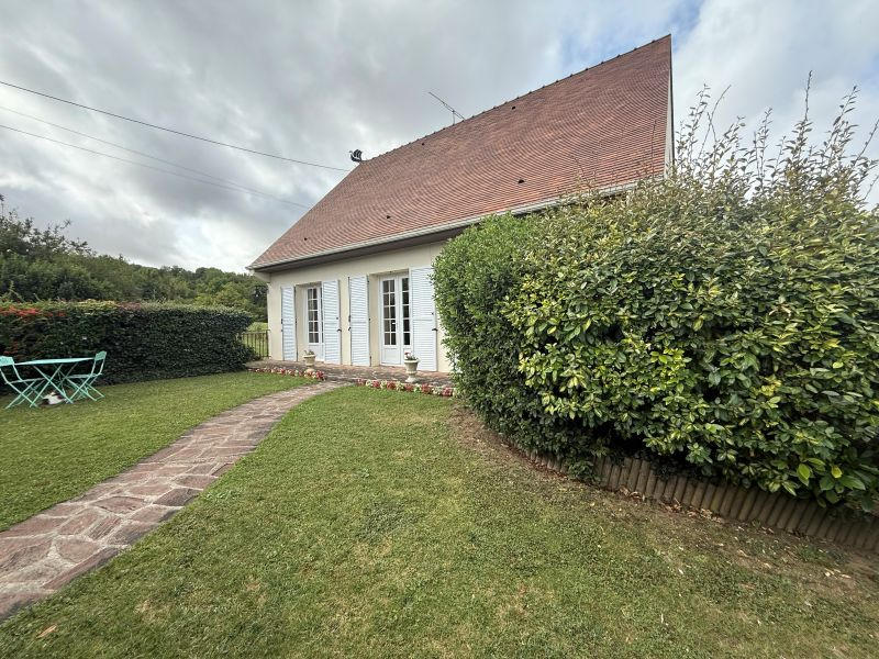 Maison - 140 m² - 5 pièces