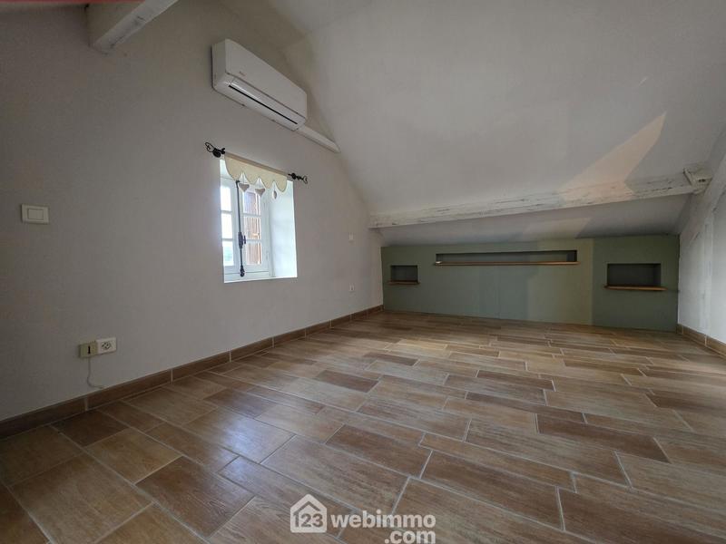 Maison - 103 m² - 2 pièces