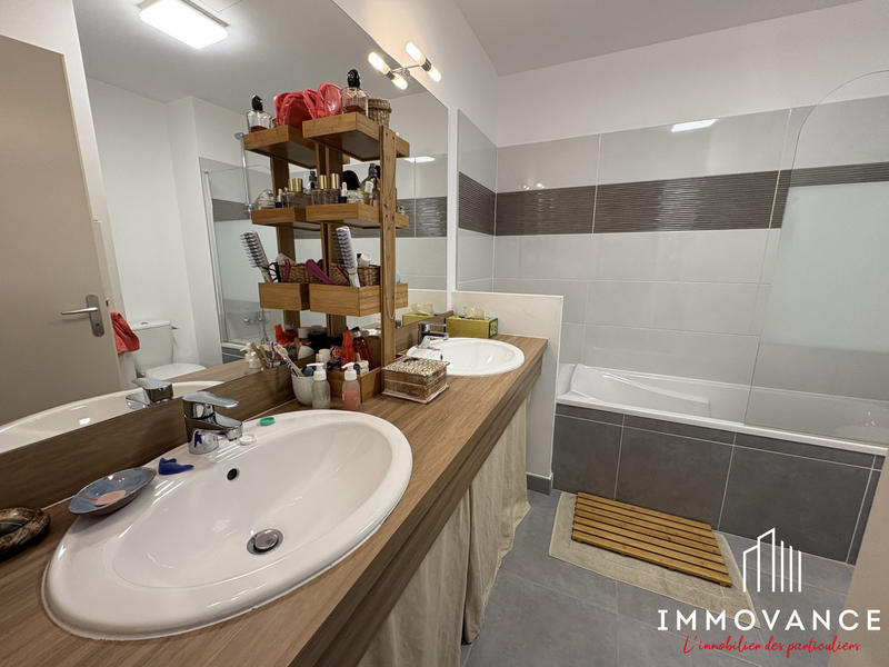 Maison - 84 m² - 4 pièces