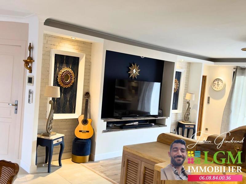 Immeuble - 300 m² - 5 pièces