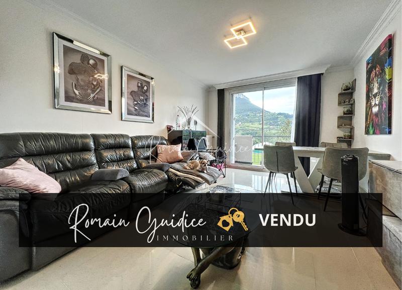 Appartement - 70 m² - 4 pièces