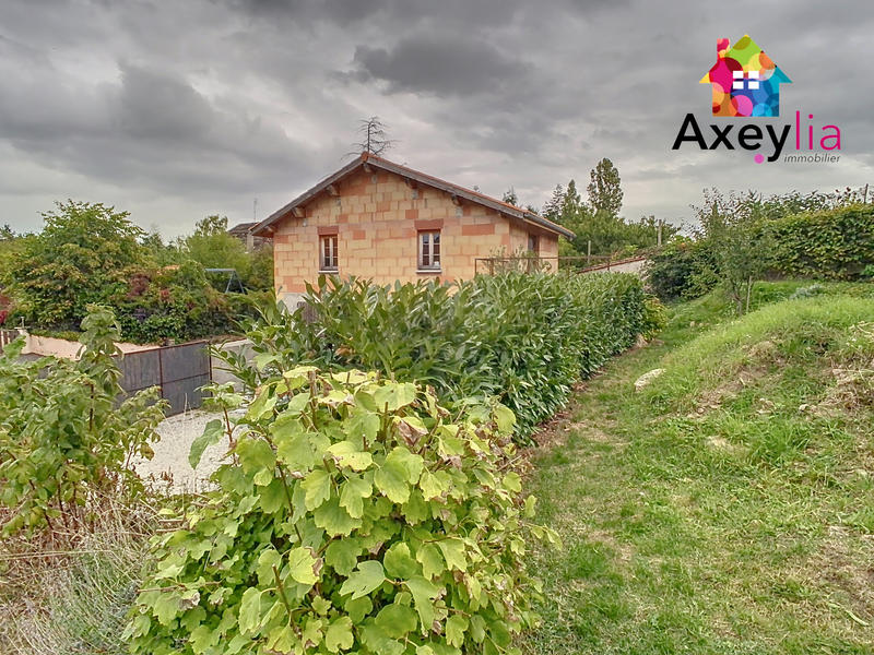 Maison - 258 m² - 12 pièces