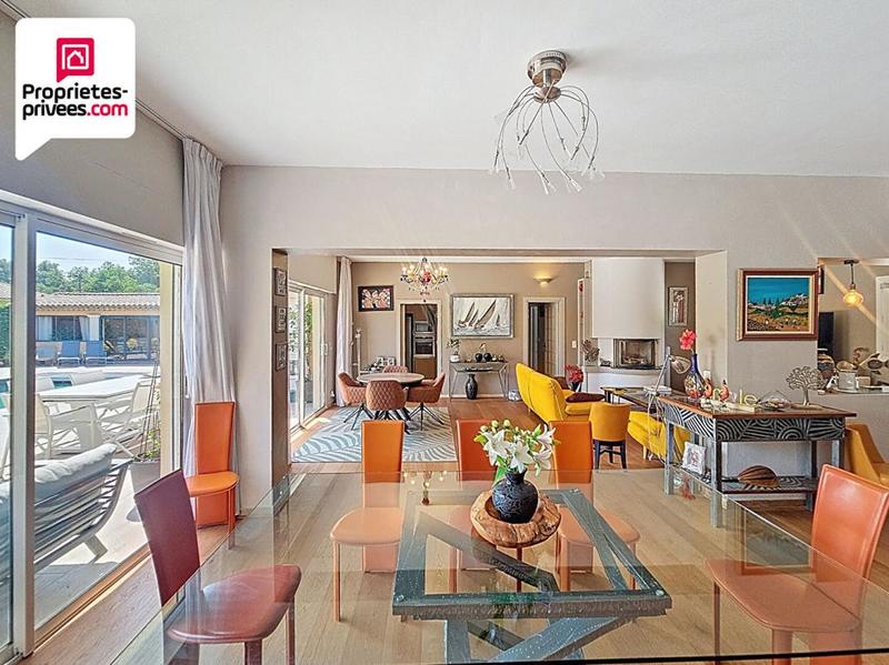 Villa - 203 m² - 7 pièces