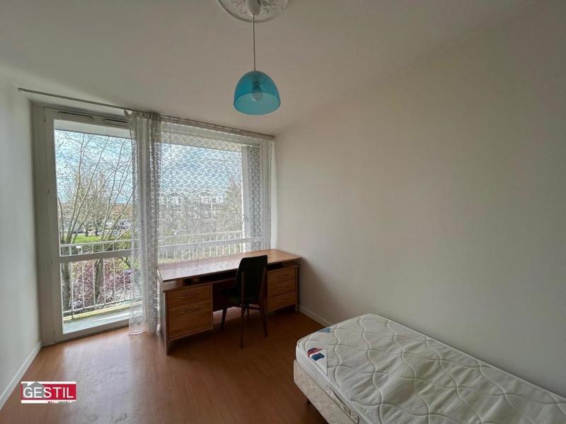 Appartement - 81 m² - 4 pièces