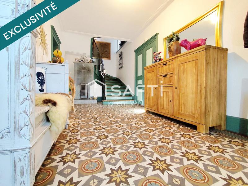 Maison - 213 m² - 6 pièces