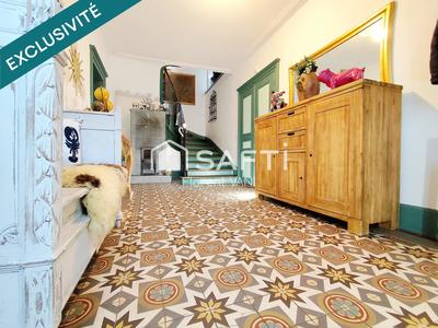 Maison - 213 m² - 6 pièces