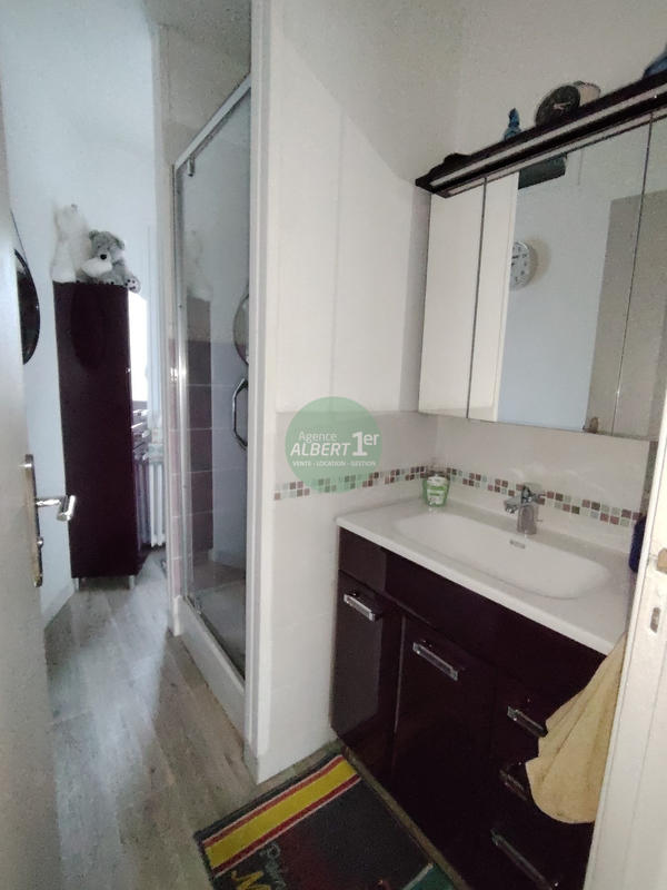 Appartement - 77 m² - 3 pièces