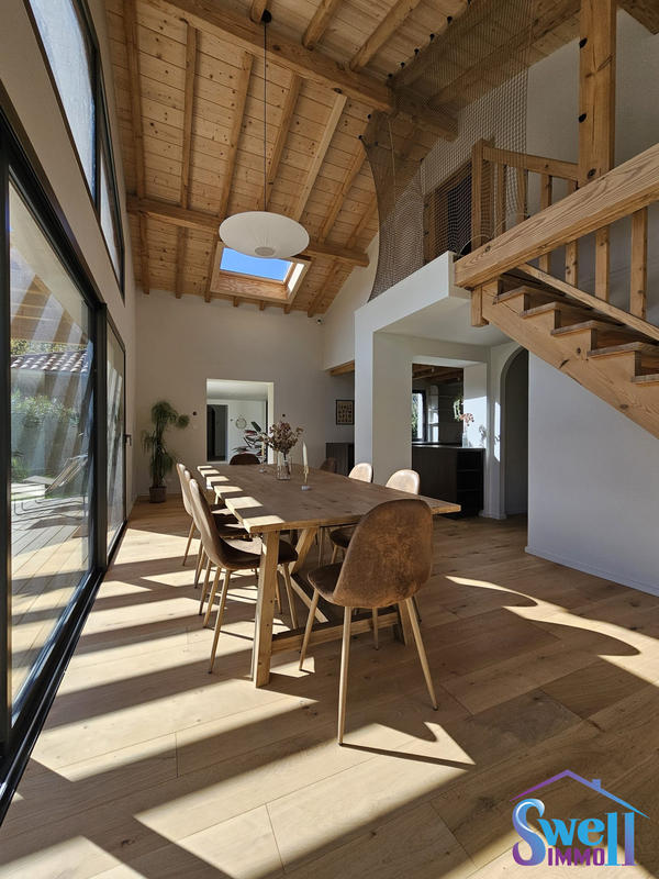 Maison - 165 m² - 6 pièces
