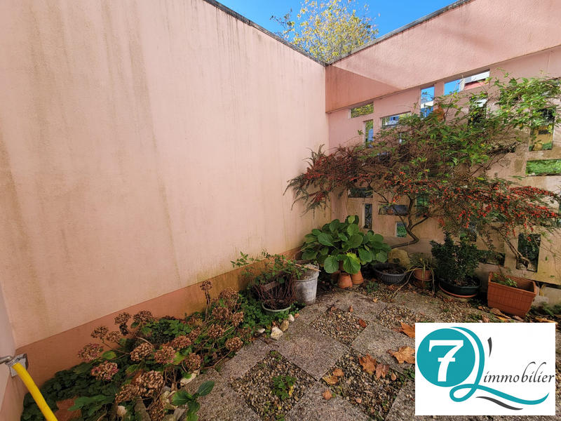 Duplex - 162 m² - 7 pièces