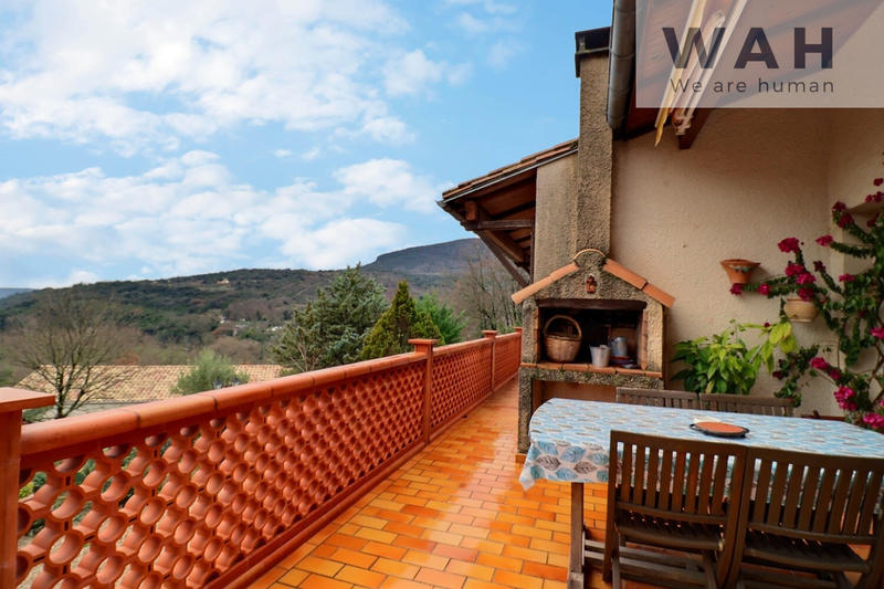 Maison - 135 m² - 6 pièces