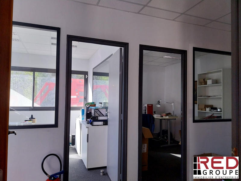 Local d'activités - 105 m²