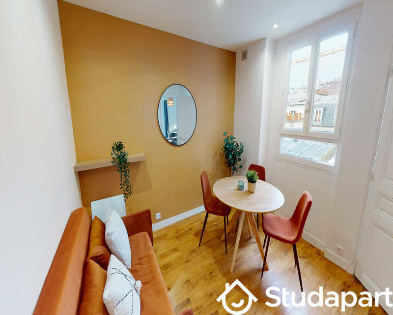 Chambre - 150 m² - 1 pièce