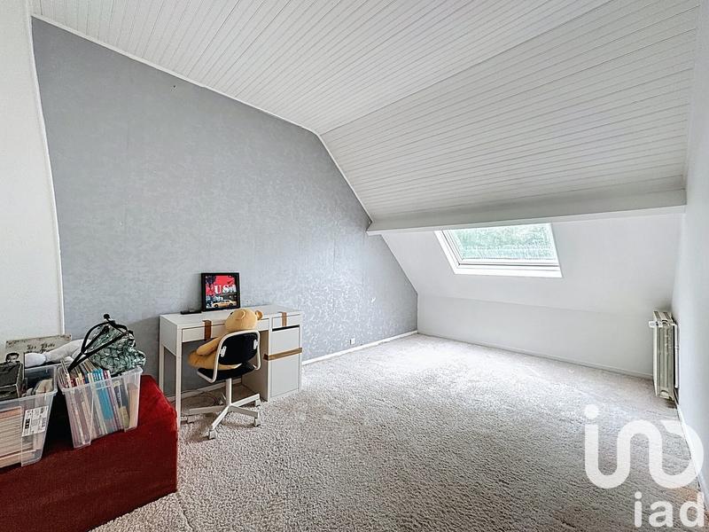 Maison - 180 m² - 8 pièces