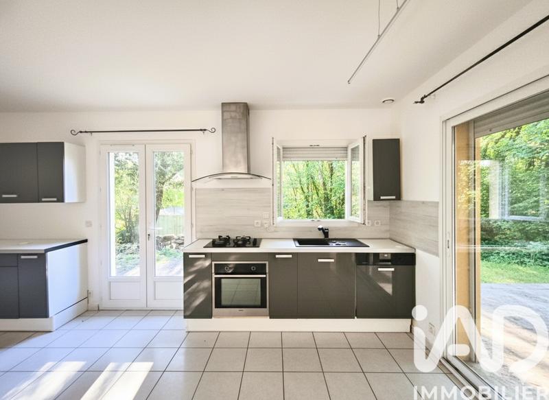 Maison - 73 m² - 5 pièces