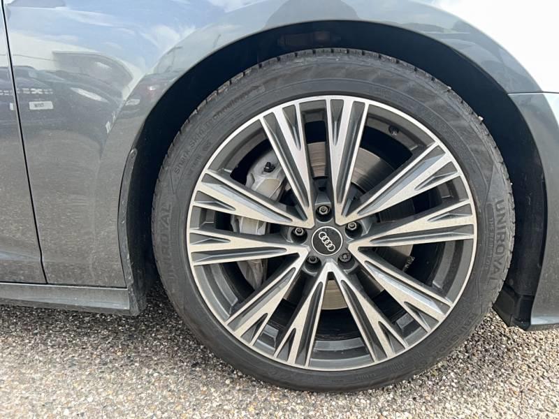 Audi A6 Avant 50 TFSIe 299 ch s tronic 7 Quattro s line