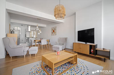 Appartement - 83 m² - 3 pièces