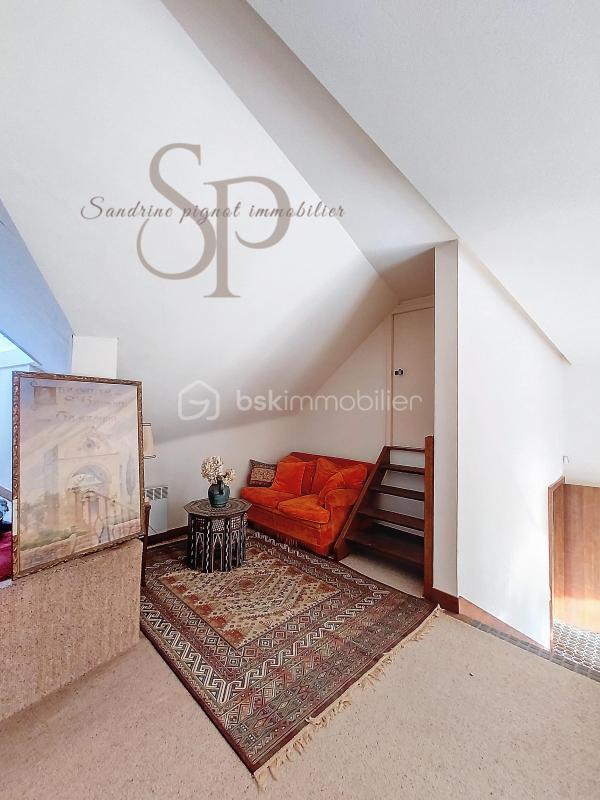 Maison d'architecte - 262 m² - 8 pièces