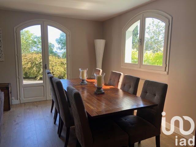 Maison - 200 m² - 5 pièces