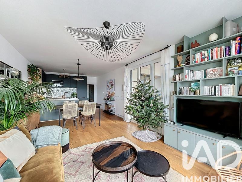 Appartement - 84 m² - 4 pièces