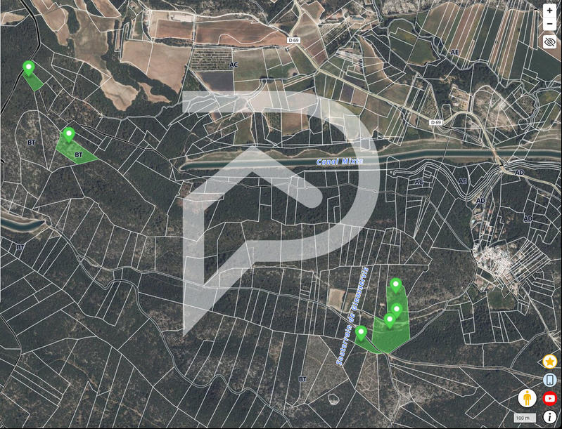 Terrain de loisirs - 46 773 m²