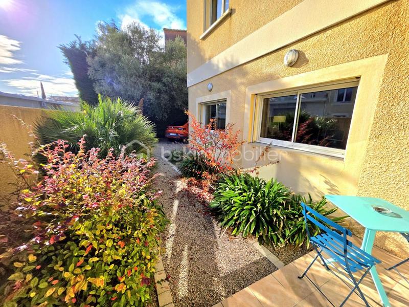 Immeuble - 261 m² - 8 pièces