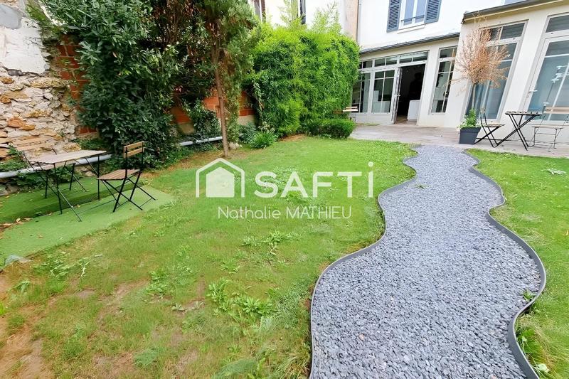 Maison - 200 m² - 7 pièces