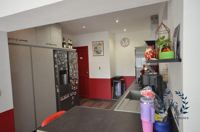 Maison - 102 m² - 4 pièces