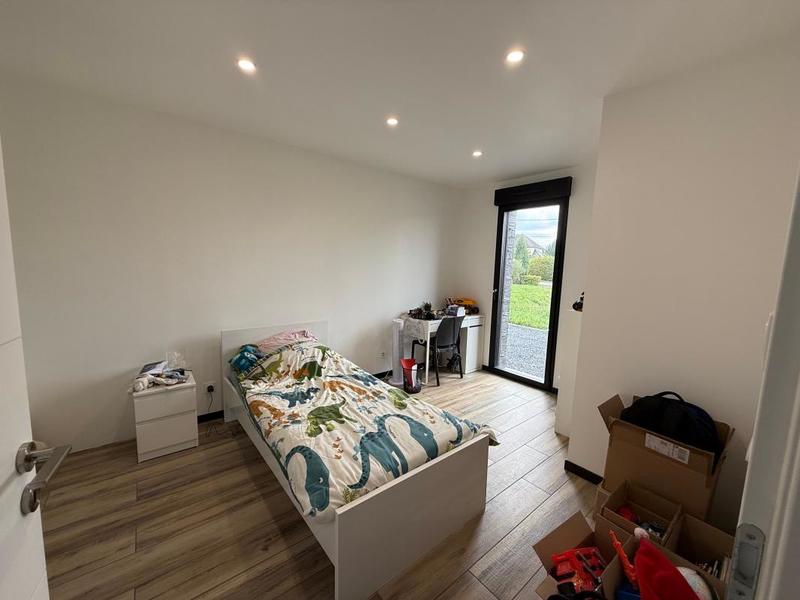 Maison - 237 m² - 8 pièces